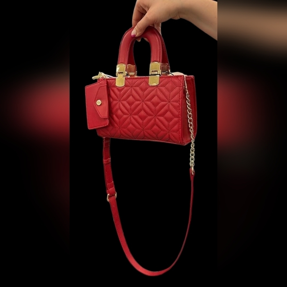 Steve Madden Red Detachable Straps Crossbody Hand Purse NWT